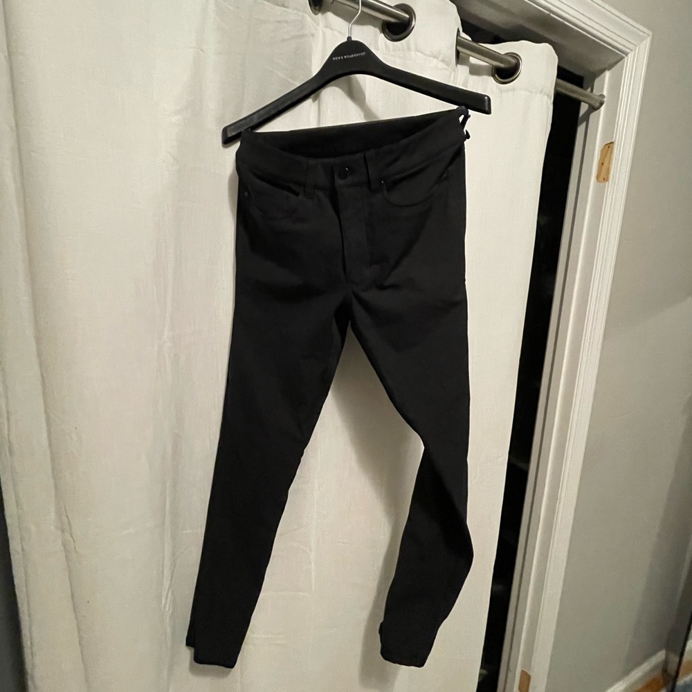 lululemon Men’s Slim ABC Pant Black (waist: 28”, length: 30”)
